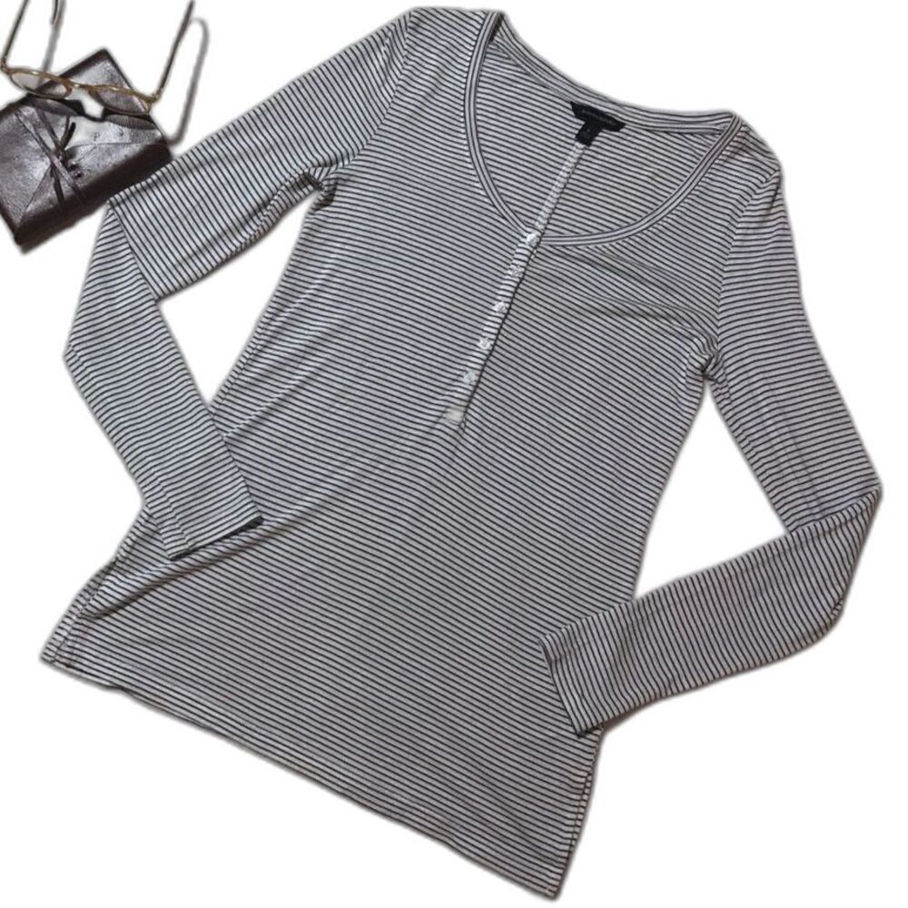 Banana Republic Striped Long Sleeve Size Small Black White